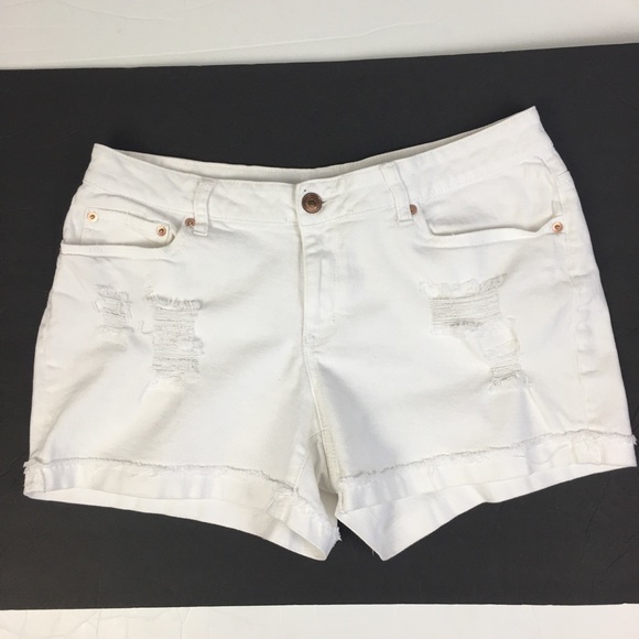 Time Tru White Distressed Jean Shorts 